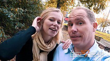 Riproduci Foxy claudia swea cavalca il cazzo di un ragazzo a caso all'aperto e nella camera d'albergo! lupo wagner amore wolfwagner.amore