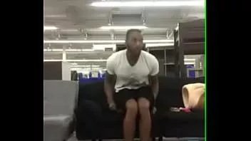 Riproduci Duriel hines - il famoso video della sega di Walmart