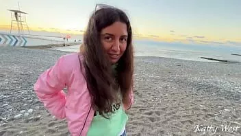 play Peguei uma garota na praia e a convidei para fazer sexo no chuveiro