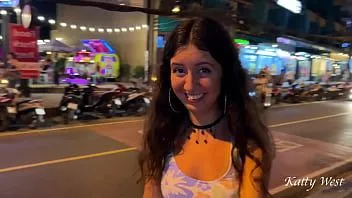 play Baisée toute la nuit dans une beauté anale que j'ai récupérée dans le club