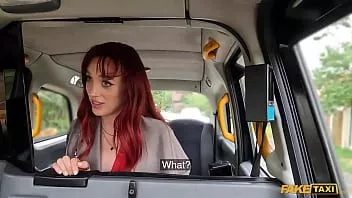 play Fake taxi - La delgada pelirroja francesa con prisa apenas cabe una enorme polla italiana dentro de su apretado coño