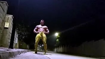 Play Spandex muscle man jerks off on a public street