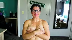 تشغيل تتحول مقابلة العمل إلى Bukkake Orgy مع Sammi Starfish