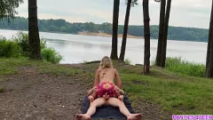 play Hot Blonde Gets Naked in Public for Intense Hardcore Riding and Messy Cumshot