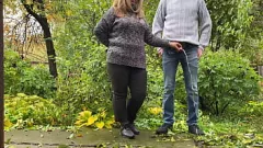 Redare BBW MILF Elena devine Kinky cu Aleksandr Outdoor