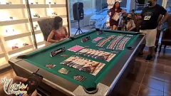 Reproducir Mire esta impactante conferencia de prensa pública donde revelé mi deseo secreto frente a todos