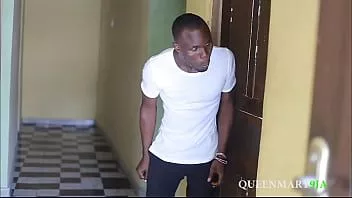 تشغيل قبض فتى الشارع على صبي عاشق القرية يمارس الجنس مع خادمة الملك عندما لم يكن هناك أحد في القصر